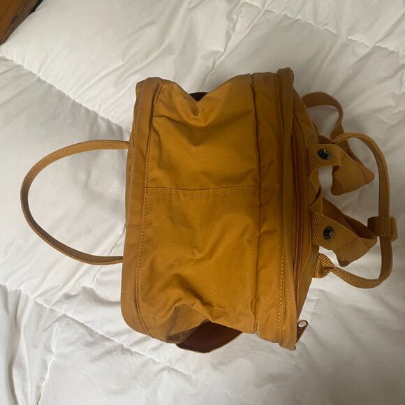 Fjallraven Kanken Laptop 13 in - Picture 2 of 11